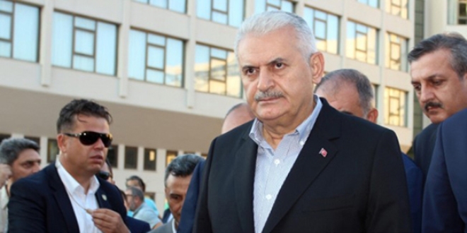 Başbakan Yıldırım, Tiflis'e gitti