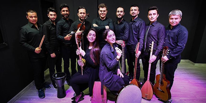 Kaymakam orkestra kurup halk konseri verdi