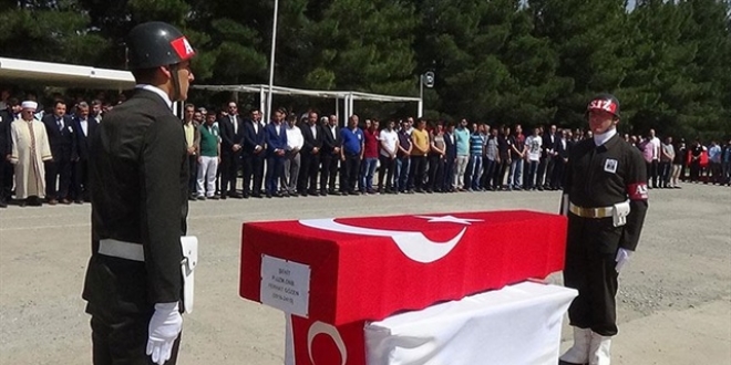 Şehit Uzman Onbaşı Gözen için tören düzenlendi