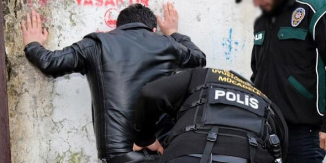 Trkiye genelinde 11 bin polisin katlmyla operasyon