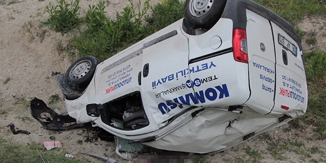 Beypazar'nda trafik kazas: 2 l