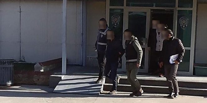 Sınırda yakalanan FETÖ'cüler 3 ile gönderildi