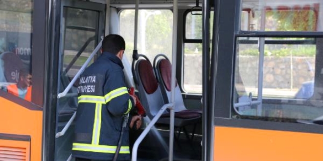 Malatya'da halk otobs alev ald: 5 yolcu yaral