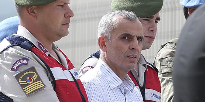 Dişli 'darbe tebliği'ni silah zoruyla yapmış
