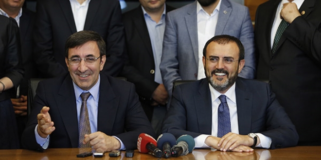 Mahir Ünal, görevi Cevdet Yılmaz'dan devraldı