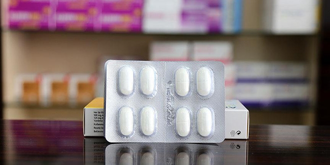 'Süper bakteri'yi öldüren yeni antibiyotik geliştirildi