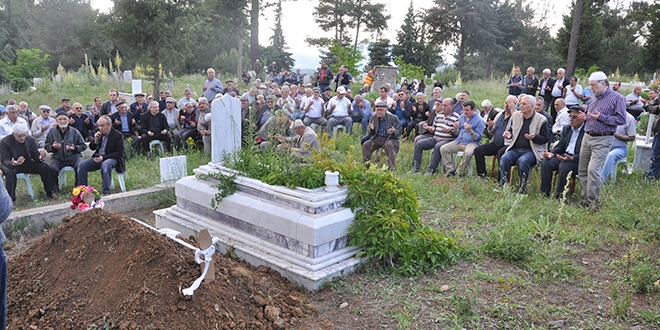 Şehit başsavcının anneannesi hayatını kaybetti