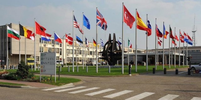 Almanya'dan NATO şantajı