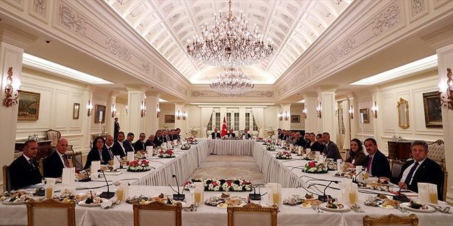 Başbakan: Bir gün bakarsınız kabine değişmiş