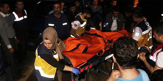 İntihar eden kadını kurtarmak isteyen memur öldü