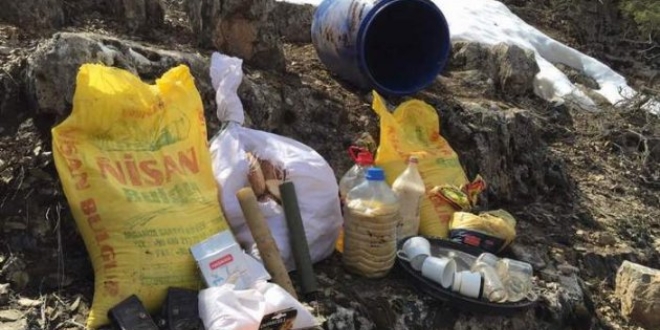 Bingöl'de terör örgütüne ait mühhimat ele geçirildi