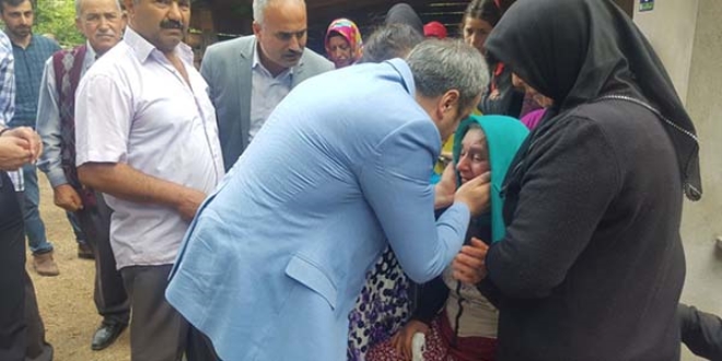 Şehit uzman çavuşun baba ocağına ateş düştü
