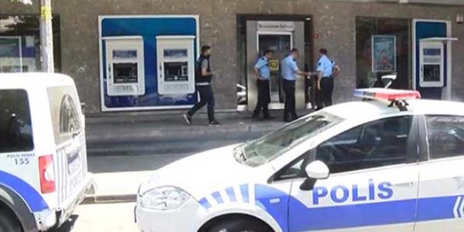 Bankayı soyamayınca intihar etti