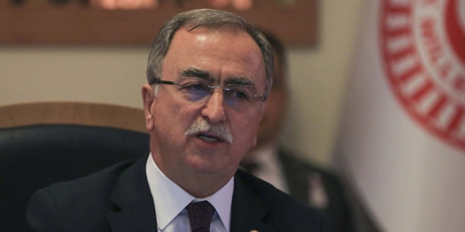 Petek: Kimse bulanık suda balık avlamaya kalkmasın
