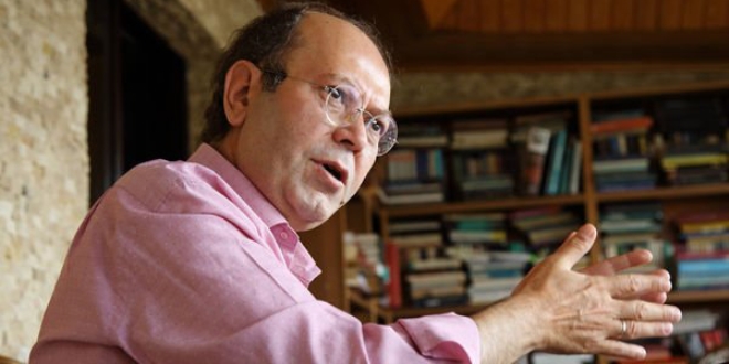 'Modernleşmemiz de sığ Müslüman'laşmamız da'