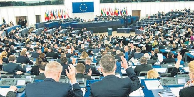 AK Parti'den FETÖ'ye karşı Avrupa mesaisi