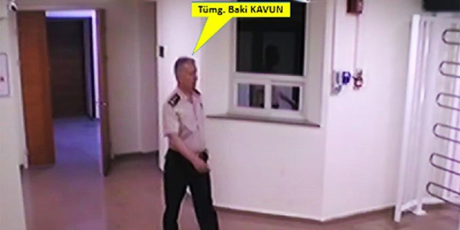 FETÖ'cü eski Tümgeneral çapraz sorgusu yapılıyor