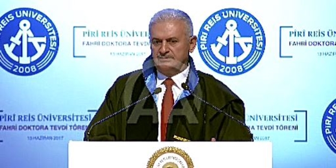 'Birçok konu gündemden düşer, eğitim düşmez'