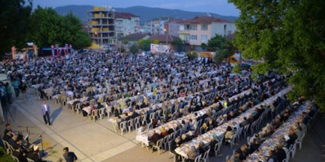Jandarma ve vatandaşlar iftarda bir araya geldi