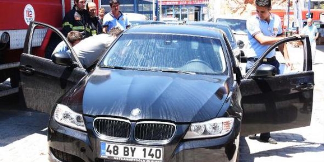 Otomobilini ve kendini mazot döküp yakmak istedi
