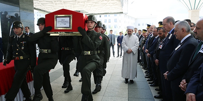 Şehit Uzman Çavuş Büyüksoy son yolculuğuna uğurlandı