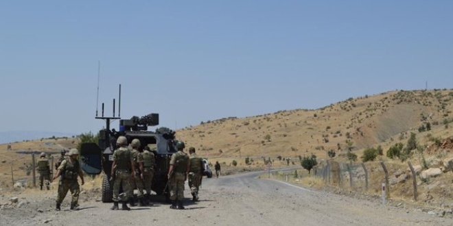 Tunceli'de jandarma karakoluna taciz ateşi