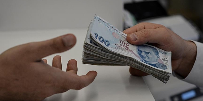 Memurların gözü yeni dönem zam pazarlığında