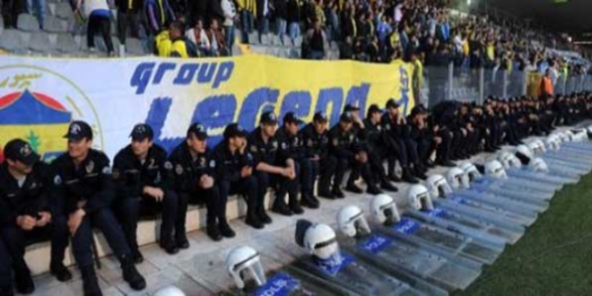 Polis hakları ilk kez AİHM'e taşındı