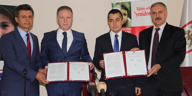Sivas'ta eğitime hayırsever desteği