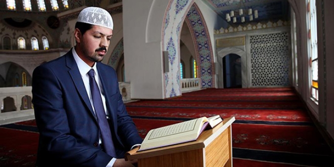 '5 yandan beri camide Kur'an okuyorum'