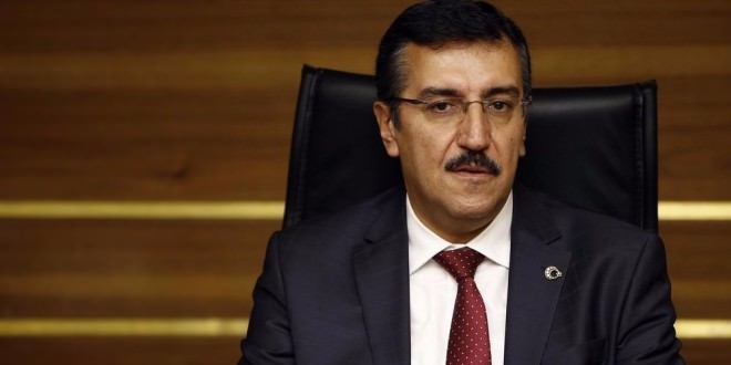 Bakan Tüfenkci: Birilerinin değirmenine su döküyorlar