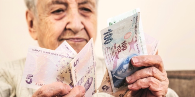 Emekli maaşına asgari ücret ayarı