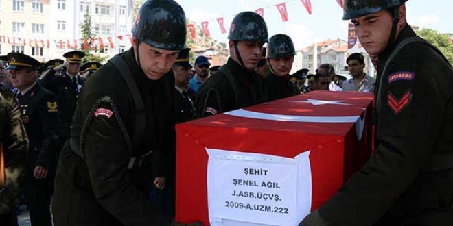 Şehit Astsubay Şenel, son yolculuğuna uğurlandı