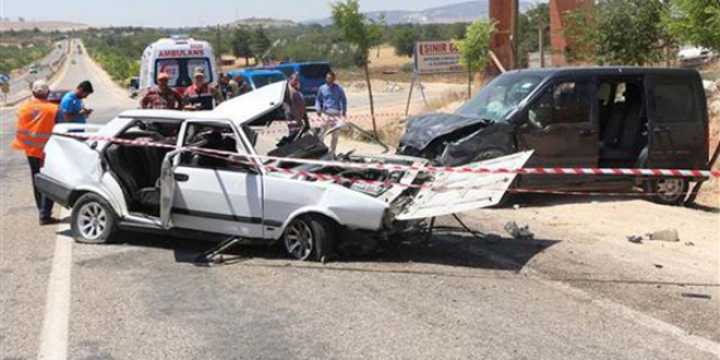 Gaziantep'te feci kaza... 2 ölü, 8 yaralı