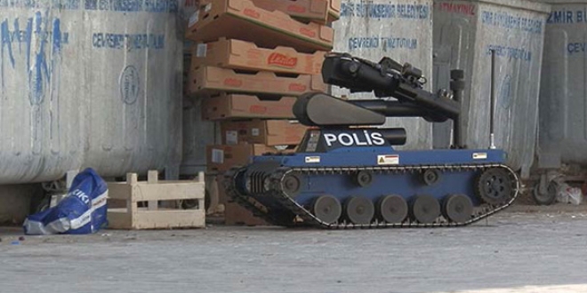 Poşetteki bomba görünüşü verilen düzenek korkuttu