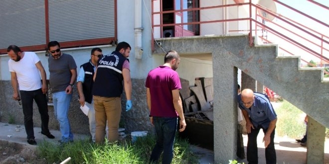 9 yaşındaki çocuk silahla 4 yaşındaki kuzenini vurdu