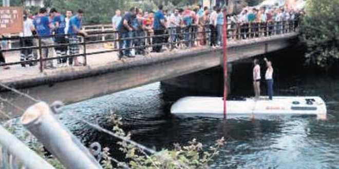 Osmaniye'de 'okul gezisi' kazasından 1 yıl geçti, iddianame yok