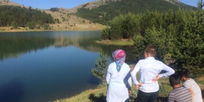 Giresun'da gölette boğulan genç toprağa verildi