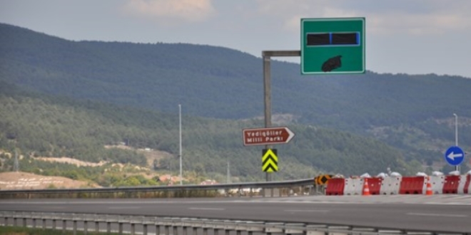 Anadolu Otoyolu'ndaki bakım çalışması