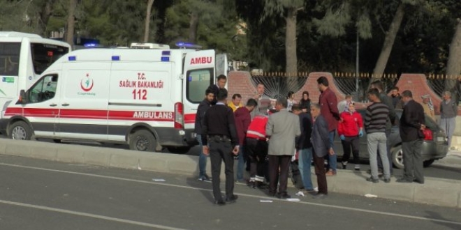 Belediye otobüsü kamyonetle çarpıştı: 5 yaralı