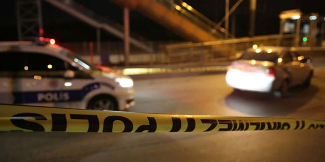 Pülümür'de sivil aracın geçişi sırasında patlama: 1 yaralı