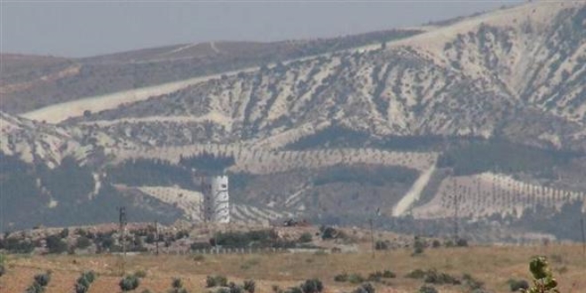 Suriye snrna 25 metrelik gzetleme kuleleri