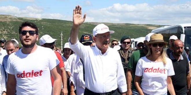 Kılıçdaroğlu yürüyerek geldi, karayolu ile dönecek