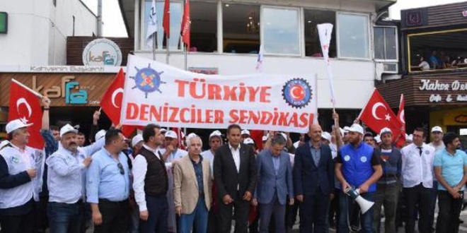 İzmir'de İZDENİZ çalışanları greve çıkıyor