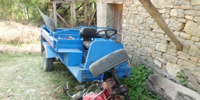 Üzerine patpat römorku devrilen öğrenci öldü