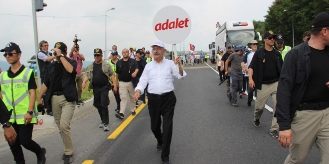 Kılıçdaroğlu'na hakaret eden kadın serbest bırakıldı