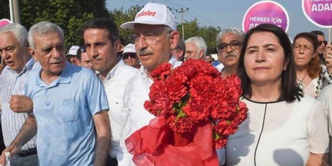 Erdoğan'ı kızdıran fotoğraf: Hani hastaydı bu yahu..