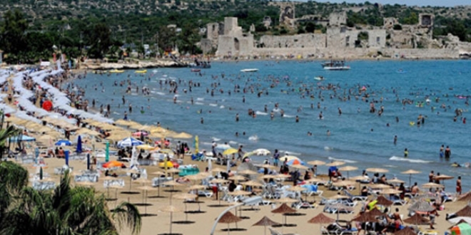 'Antalya'da turizm sektr bymeye devam edecek'