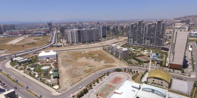 Belediye Başkanından sitem: İzmir'i İstanbul'a çevirmeyin