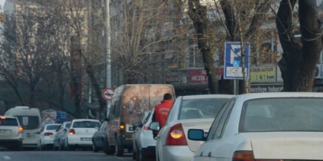 Bakentte yol boyu otoparklar yeniden cretli olacak